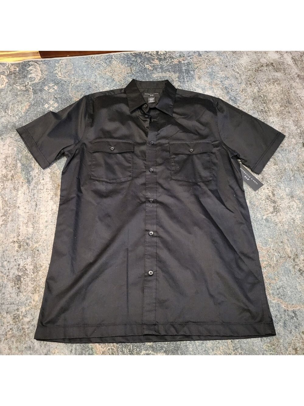 NWT Shaquille O'Neal Size XL Black Short Sleeve Shirt